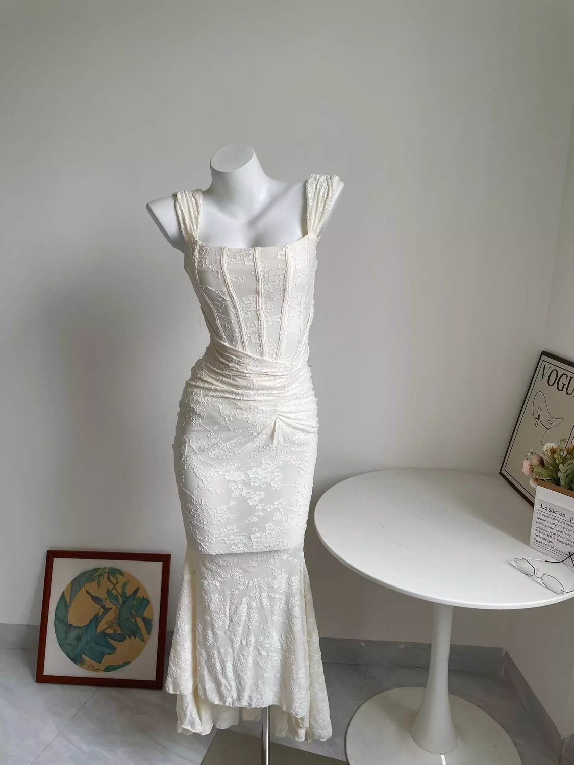 New Pleated Lace Dress Socialite Niche Design Dress Sexy Strap Jacquard Dress, Size: Xs, Color: Cream white