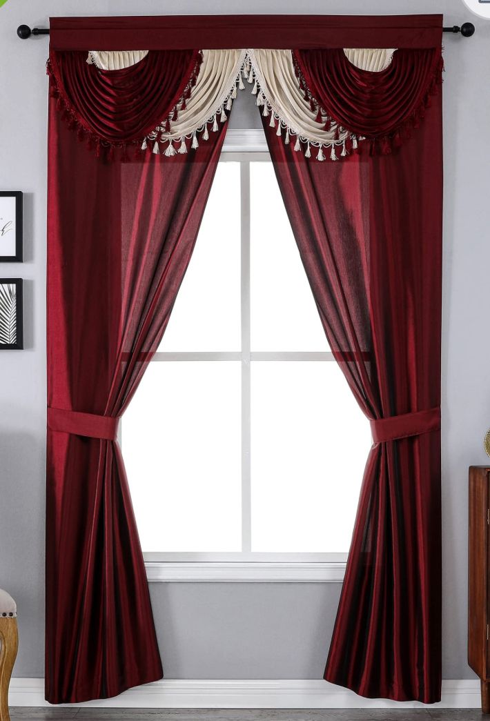 Red Decorative curtains