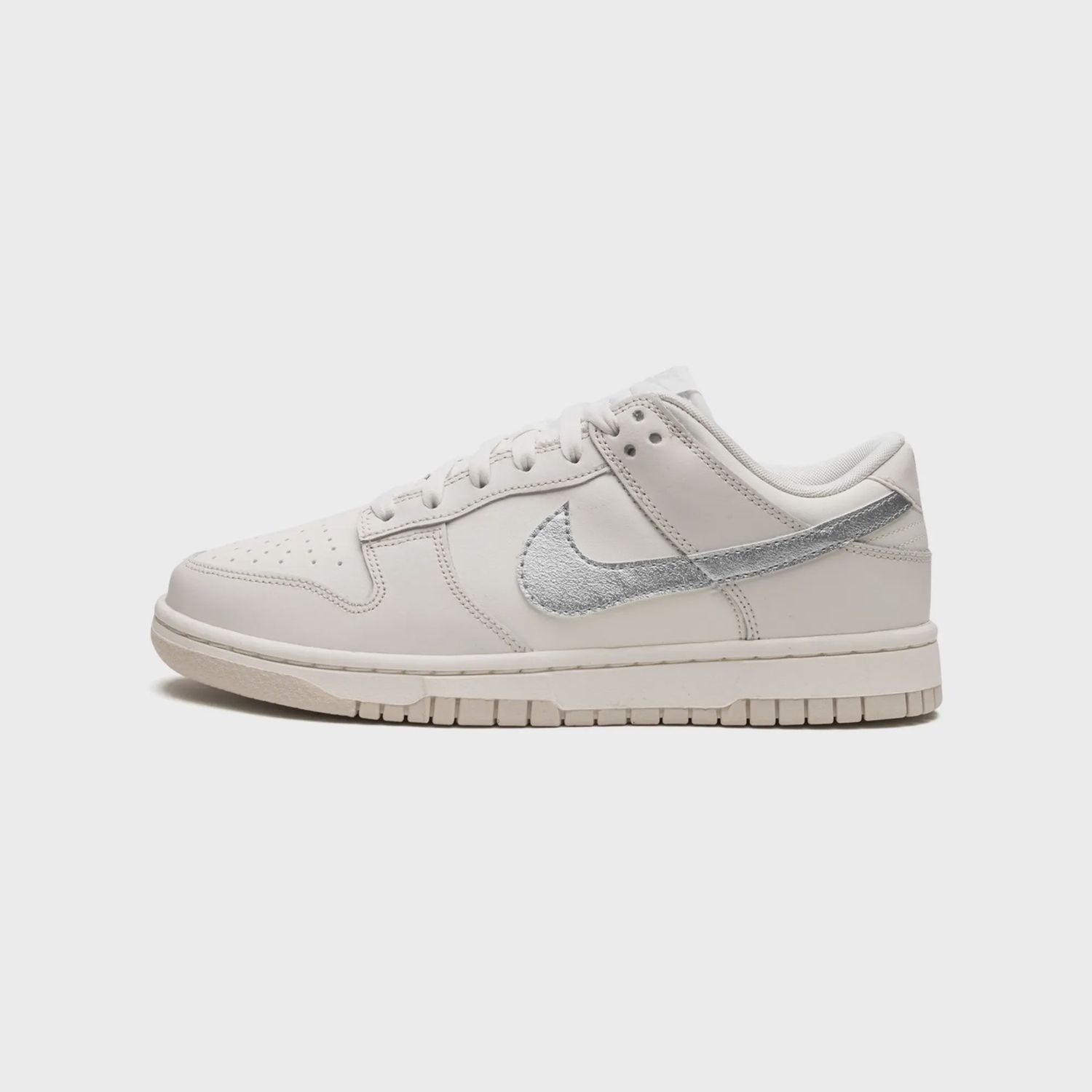 Nike Dunk Low Essential Sail Oxygen Purple (Women&#39;s)