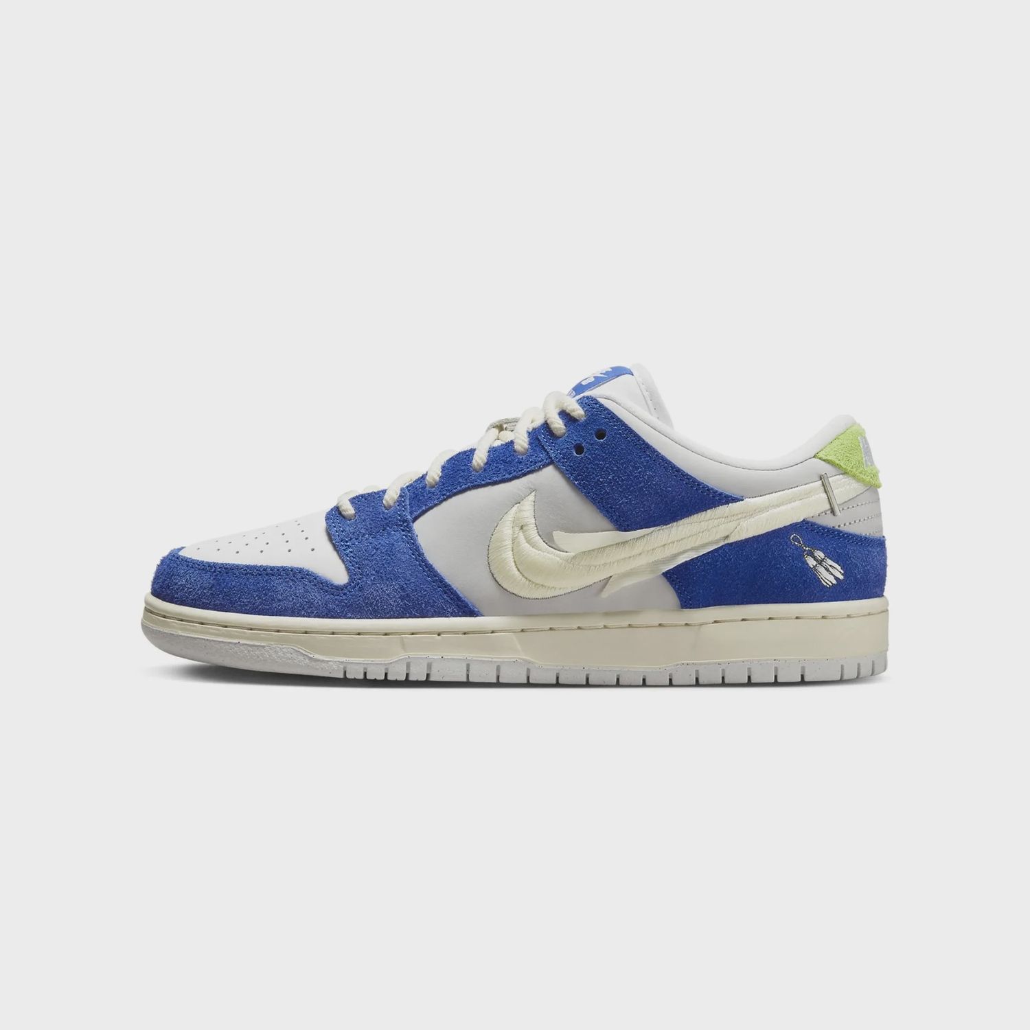 Nike SB Dunk Low Pro Fly Streetwear Gardenia