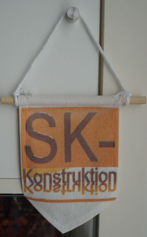 Personalisierter Stoff-Wimpel mit Foto oder Logo
