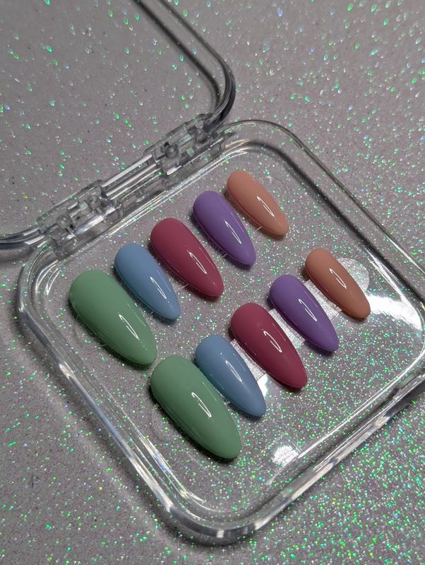 Arc-en-Capsules 🌈
