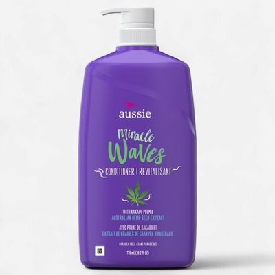 AUSSIE MIRACLE WAVES PLUM &amp; HEMP SEED CONDITIONER 778ML (PUMP)