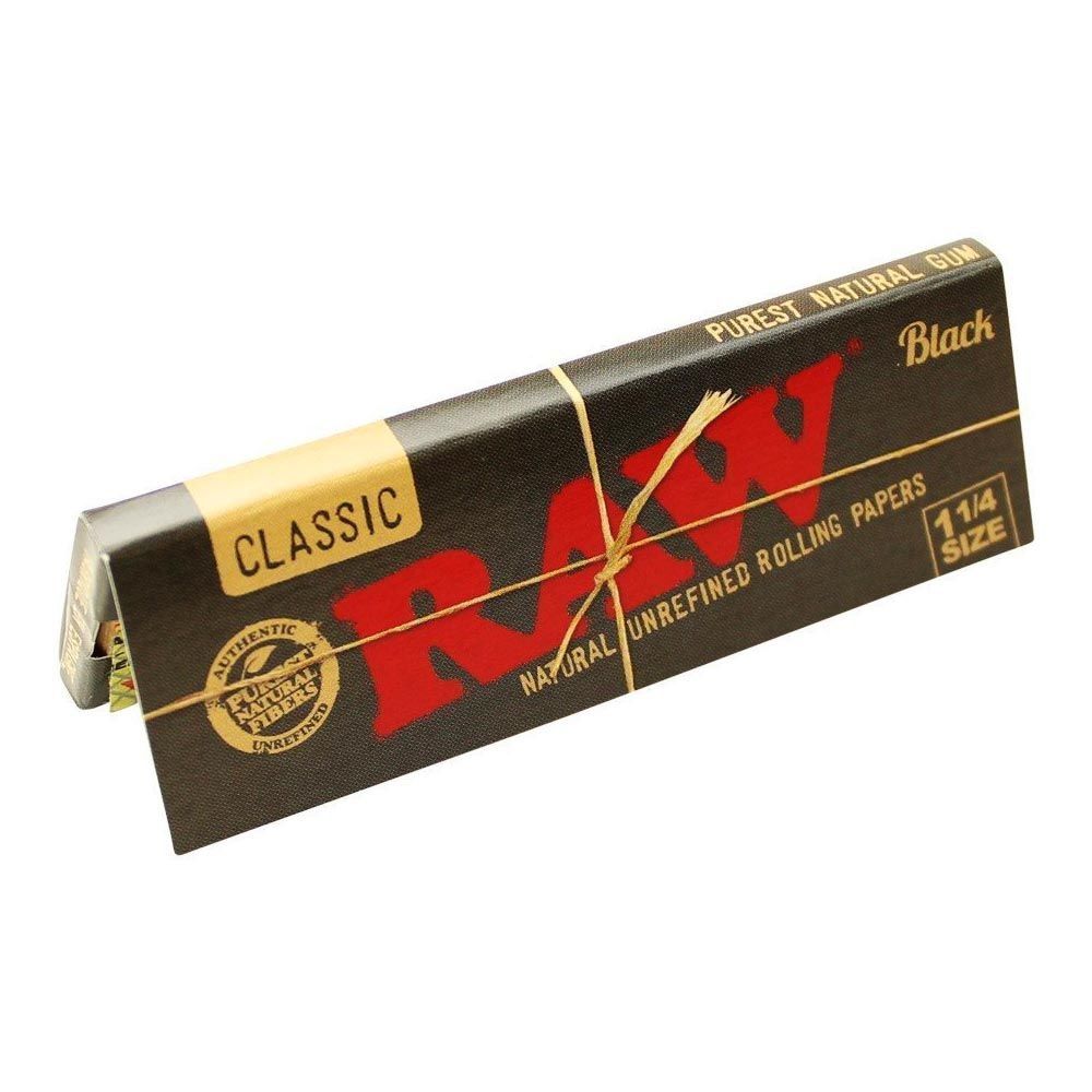 RAW CLASSIC BLACK 1 1/4 SIZE ROLLING PAPER
