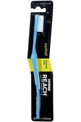 LISTERINE TOOTHBRUSH REACH ESSENTIAL CARE MEDIUM