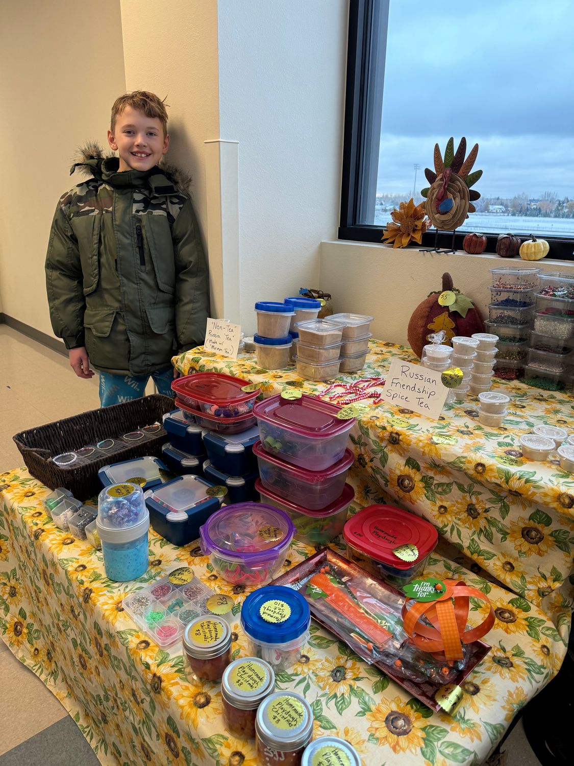 Large family sized Russian tea