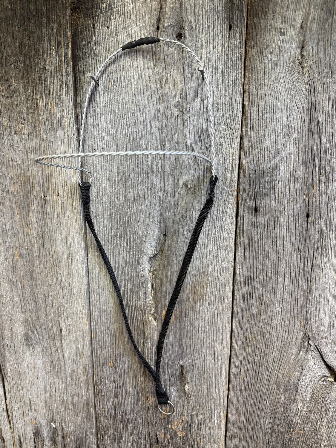 #324 twisted wire bonnet