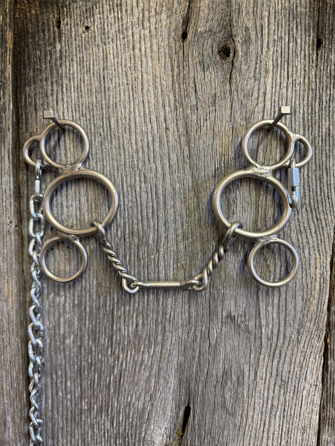 ​#707 3 ring with curb​