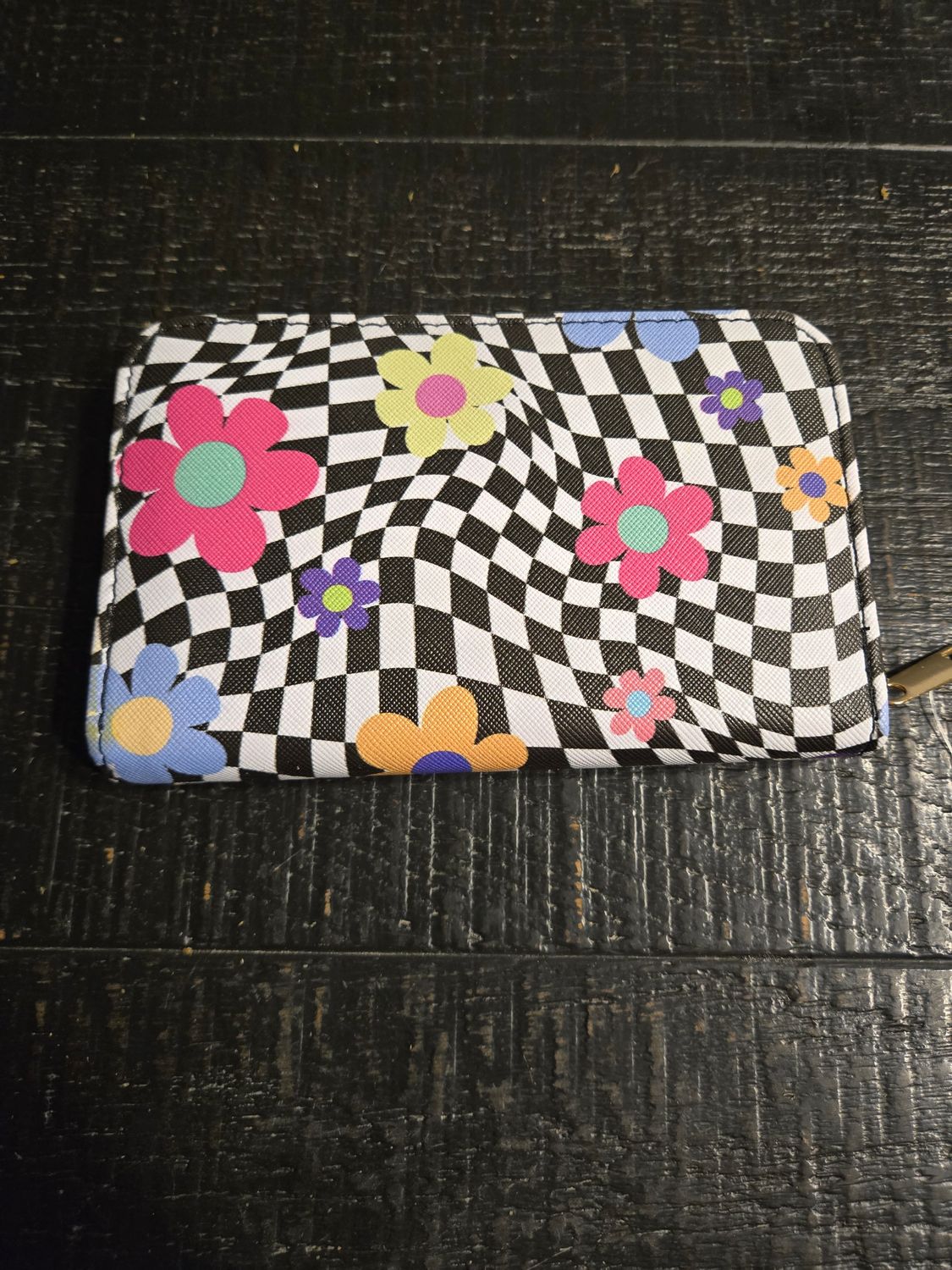 Checkered flowerprint wallet