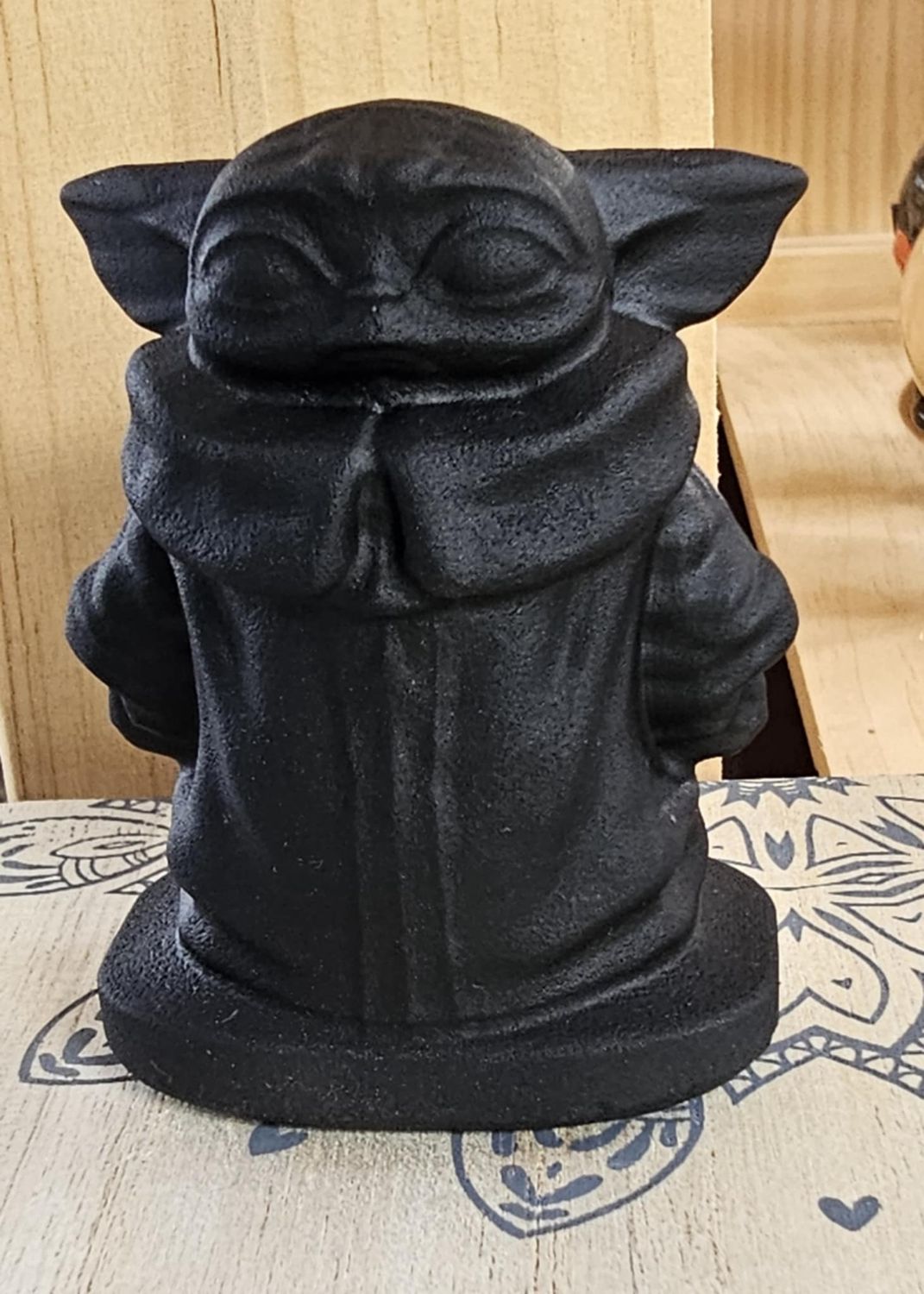 Grogu - Matte Obsidian