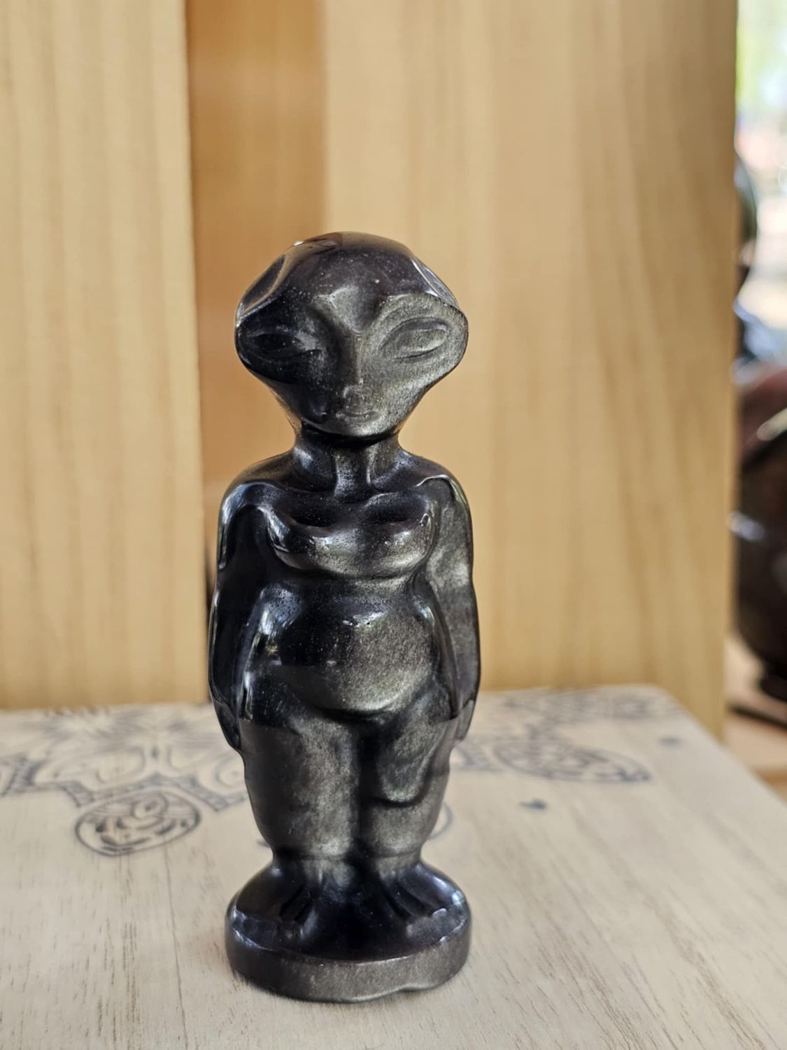 Alien - Silver Sheen Obsidian