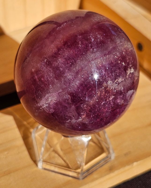 Sphere purple fluorite