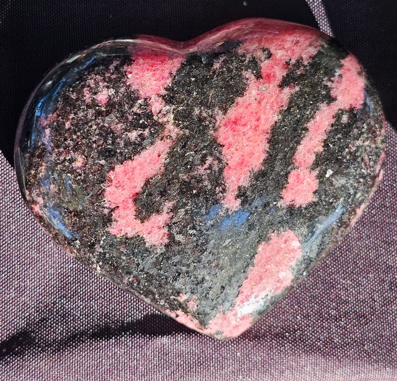 Heart Rhodonite XL