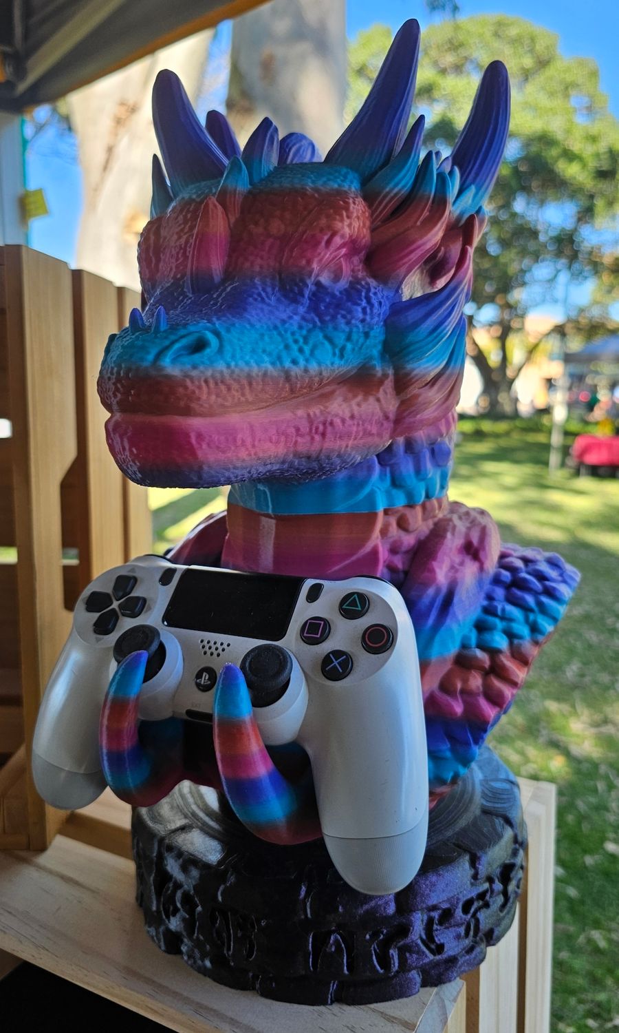 3d Printed Dragon Gaming Station - Rainbow with Sparkling Base