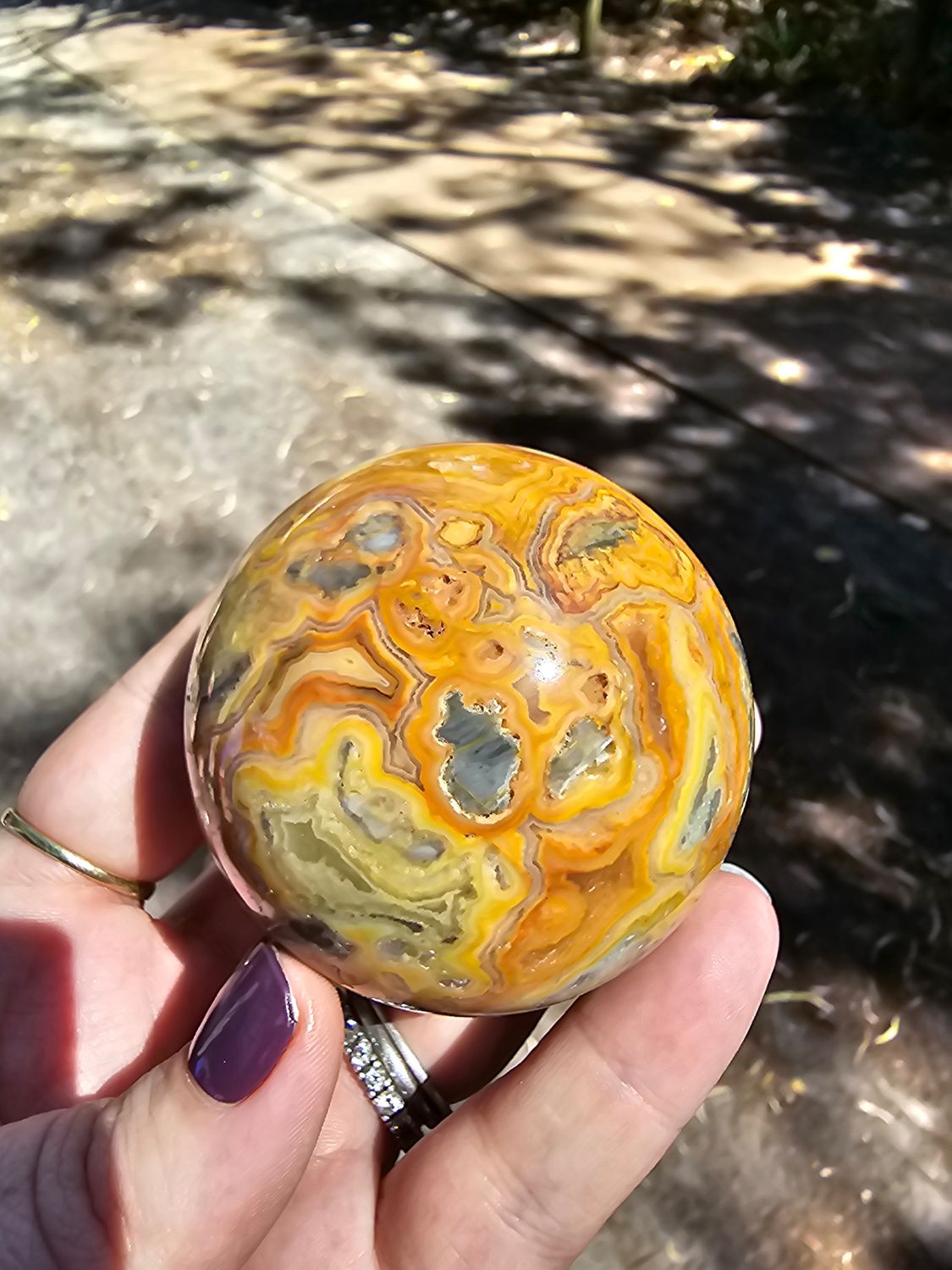 Mexican crazy lace sphere