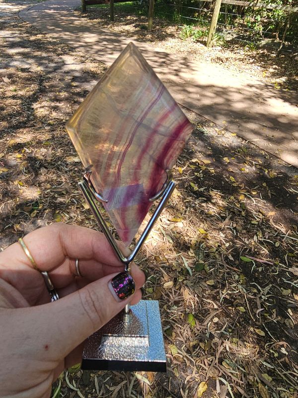 Fluorite diamond on stand