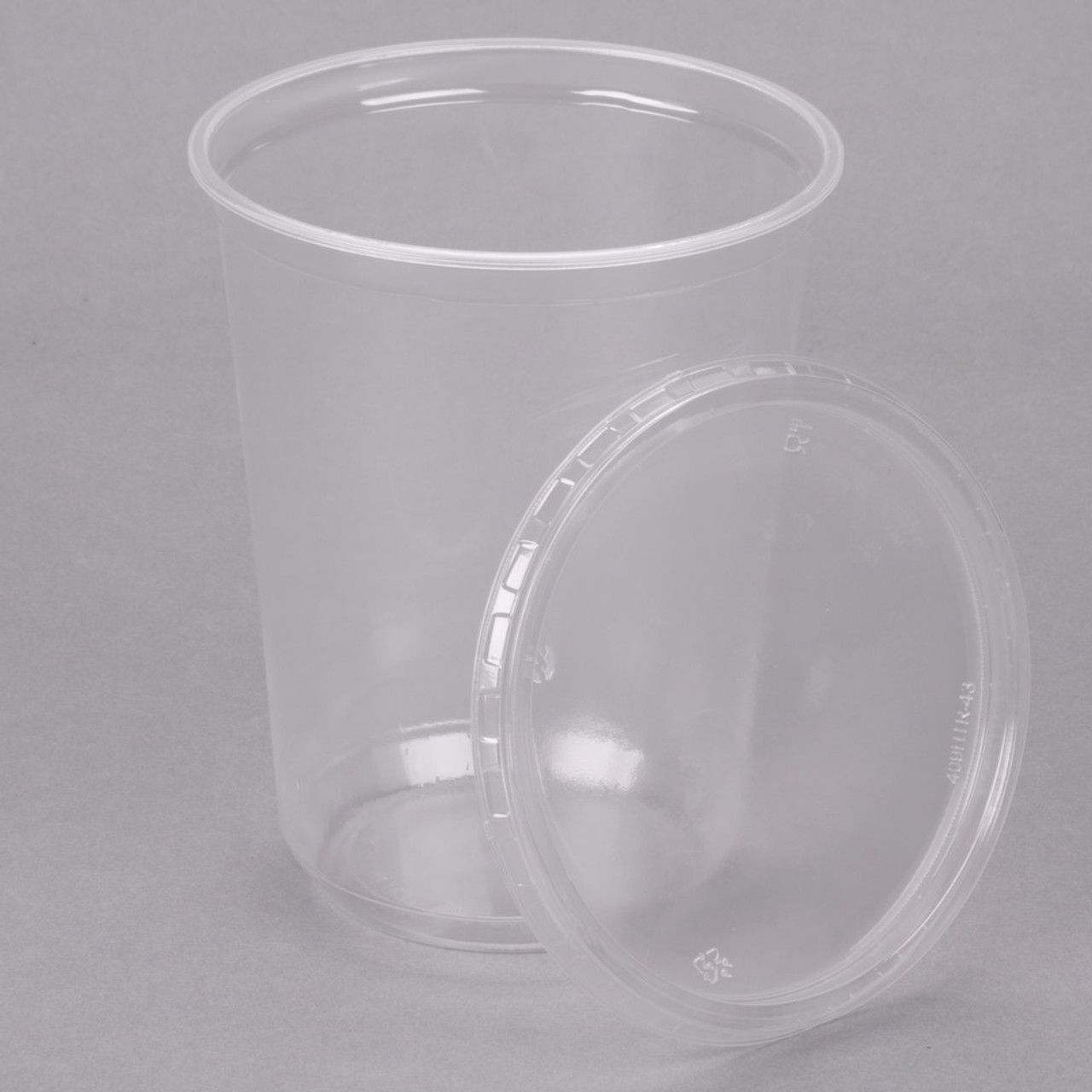 Contenant Deli Cup avec couvercle / Deli Cup container with lid.