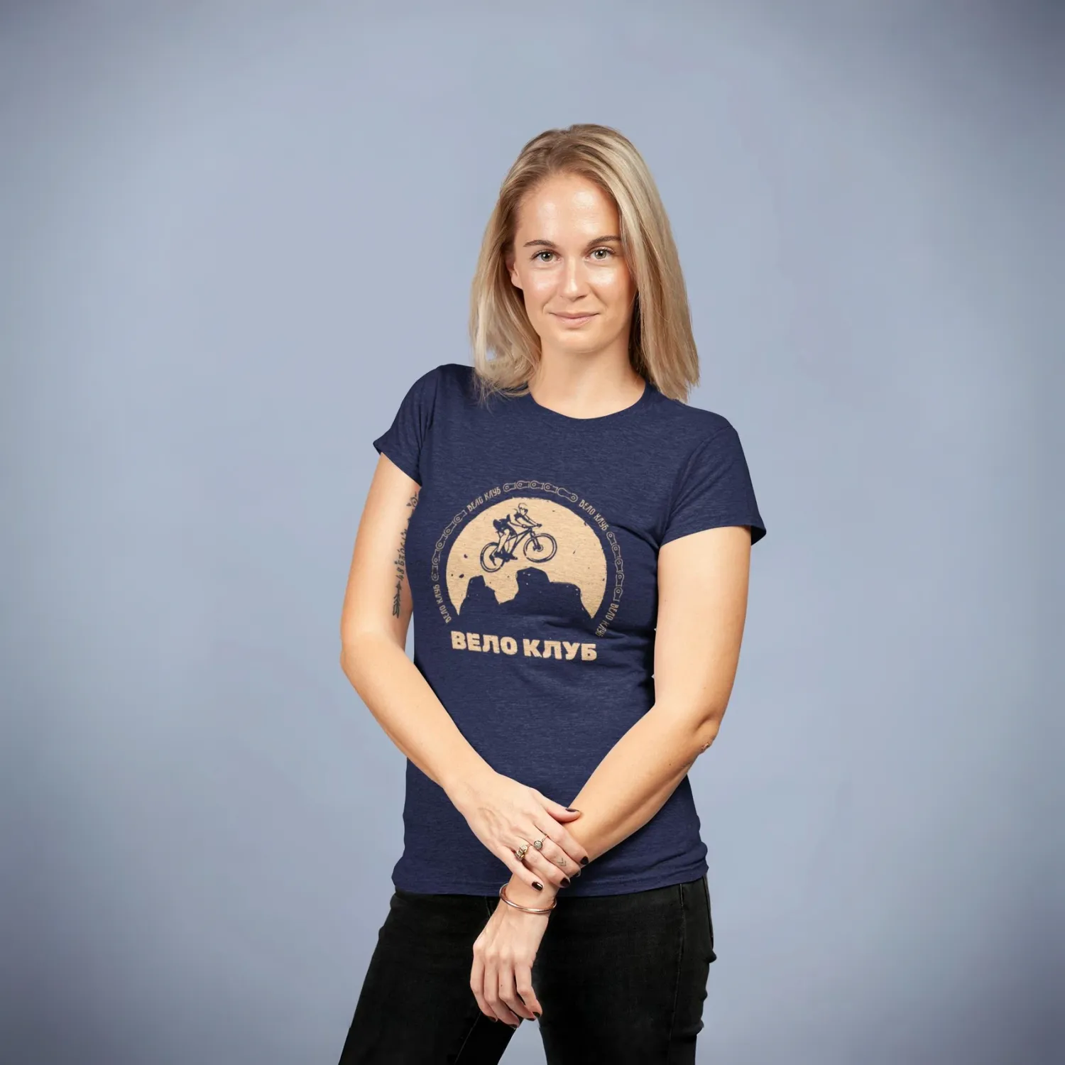 T-shirt &quot;Velo club&quot;.