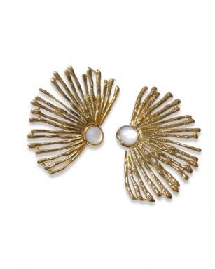 Gouden leaf oorbellen in roestvrij staal, waterproof en kleurvast
