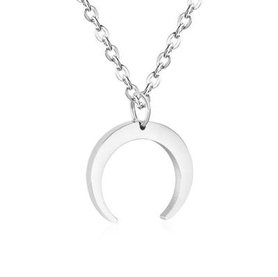 Ketting | Halve Maan | Zilver | Stainless Steel Stainless steel zilveren ketting met halve maan, kleurvast en anti allergisch