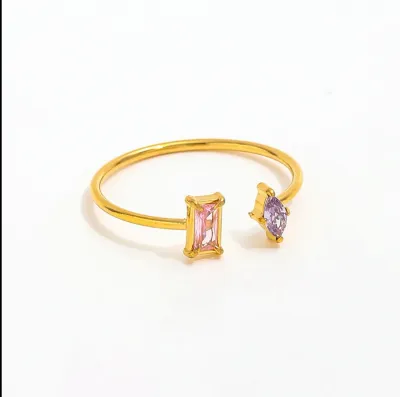 Fijn verstelbaar gouden ring met steentjes in roestvrij staal