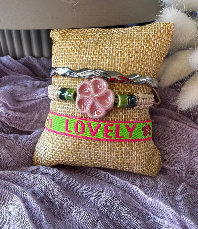 Armband | Macrame Bloem | Beige &amp; Roze