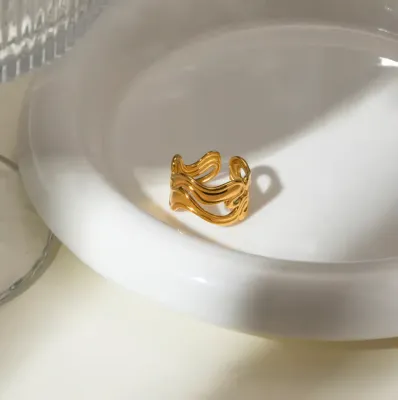 Subtiele statement ring goud in roestvrij staal one size