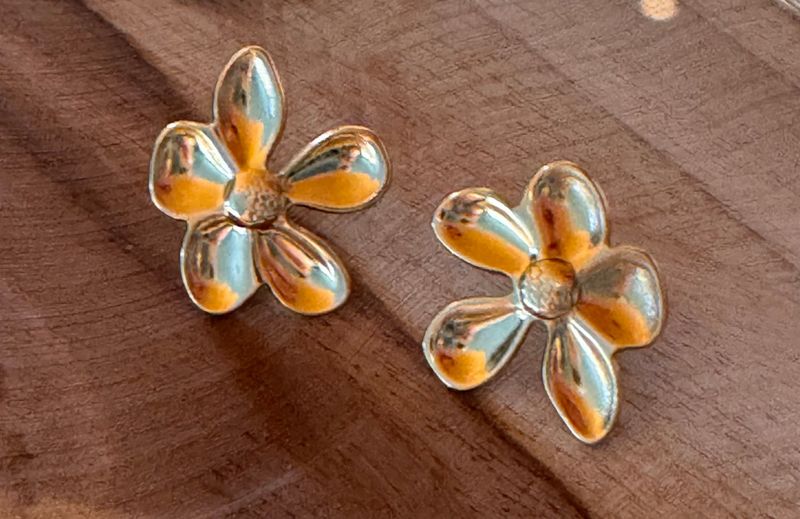 "Oorbellen | Bloem | Goud | Stainless steel"