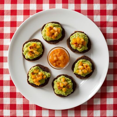 Pumpernickeltaler Guacomole