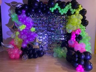 Neon Deluxe