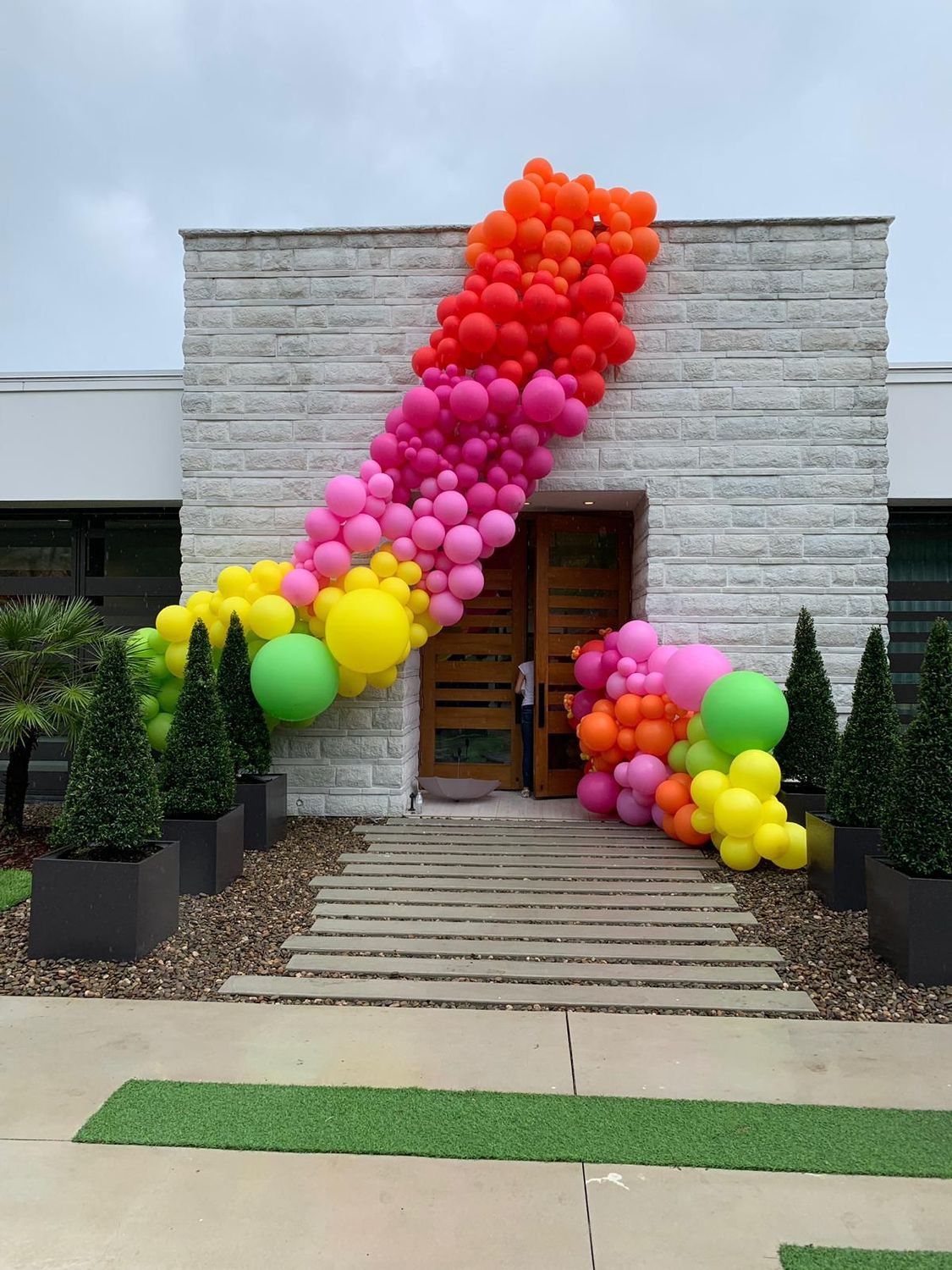 WOW entrance