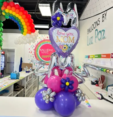 Adoring Mom Balloon Bouquet