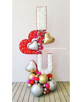 Love me box Balloon Bouquet