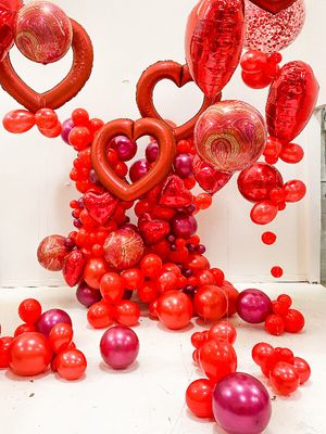Balloon Bouquet: Escenario de amor