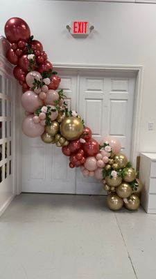 Romantic Rose & Gold Balloon Arch Garland