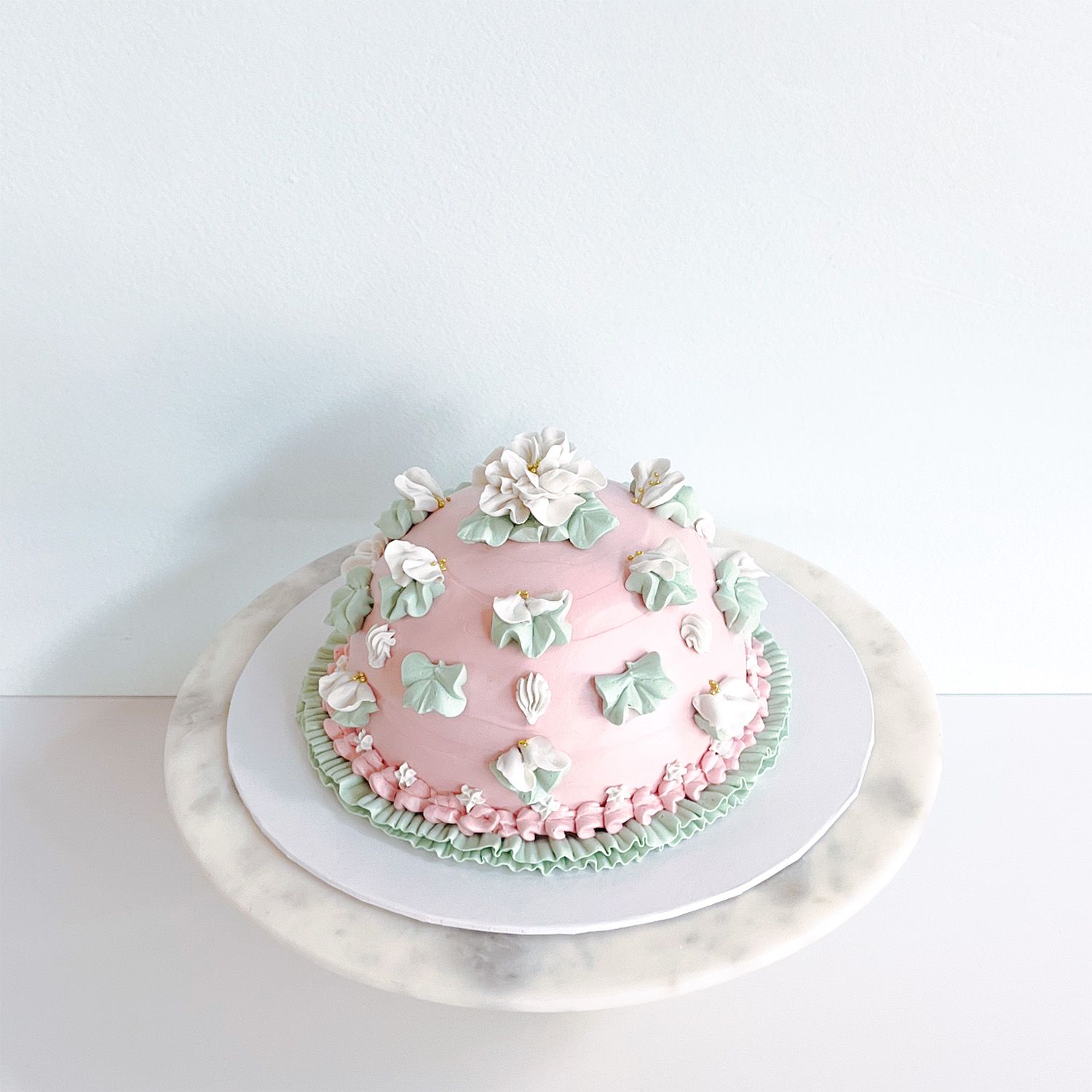 The Belle (dome/princess cake)