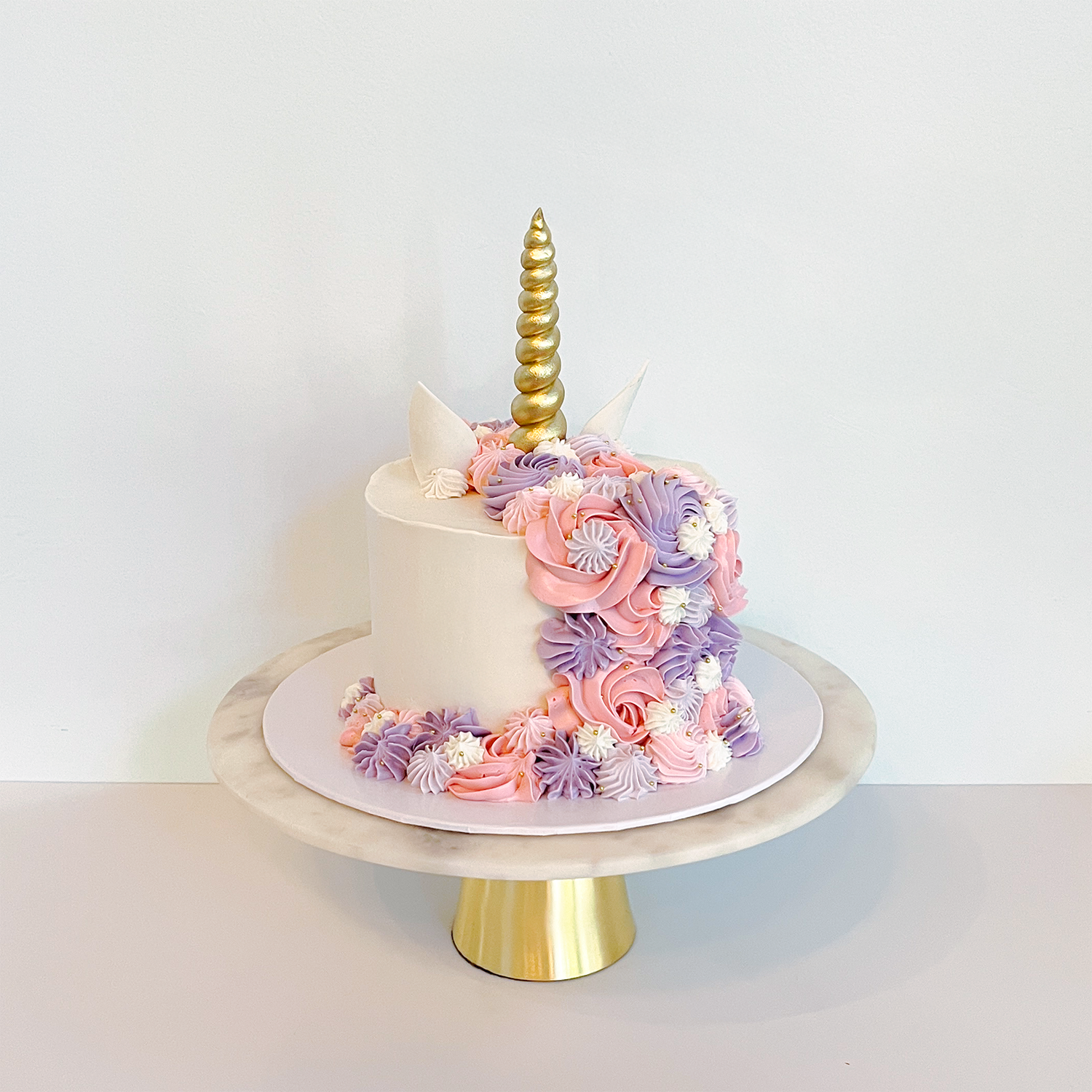 Magic Mane (unicorn cake)