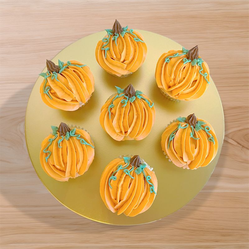 Patch (custom Halloween cupcakes)