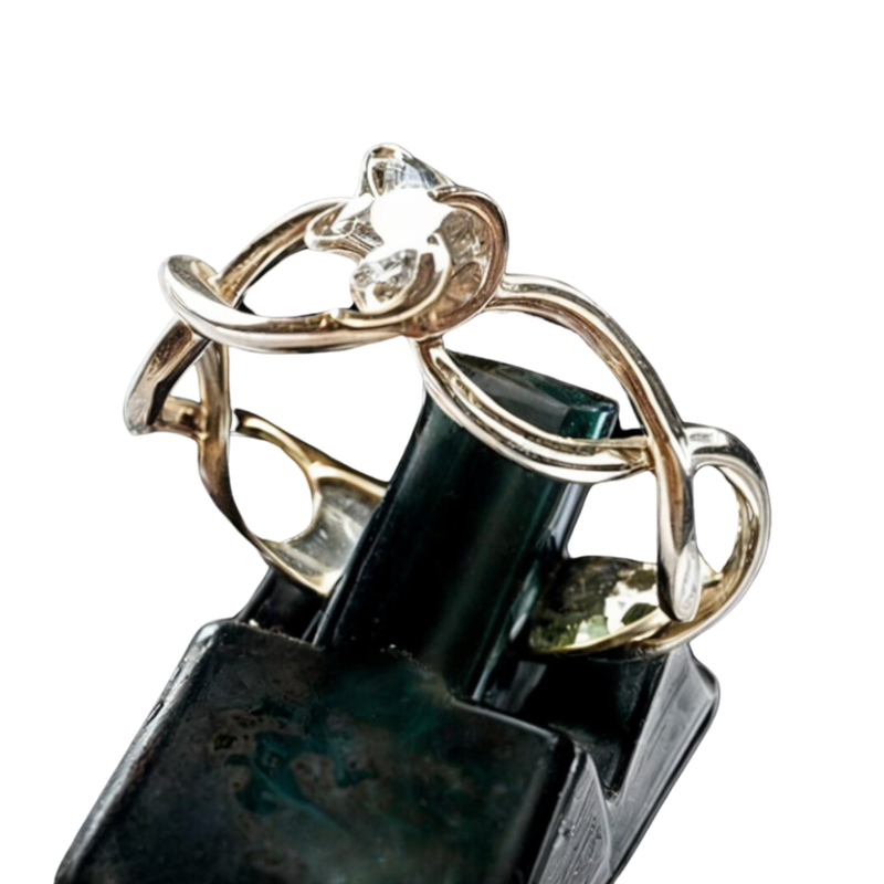 Anillo tejido