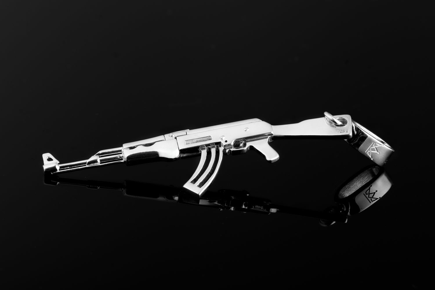 Colgante AK