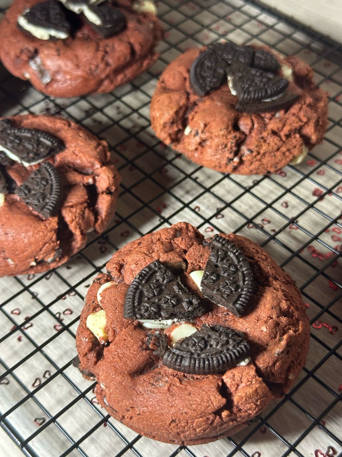 Red Velvet Oreo Cookie