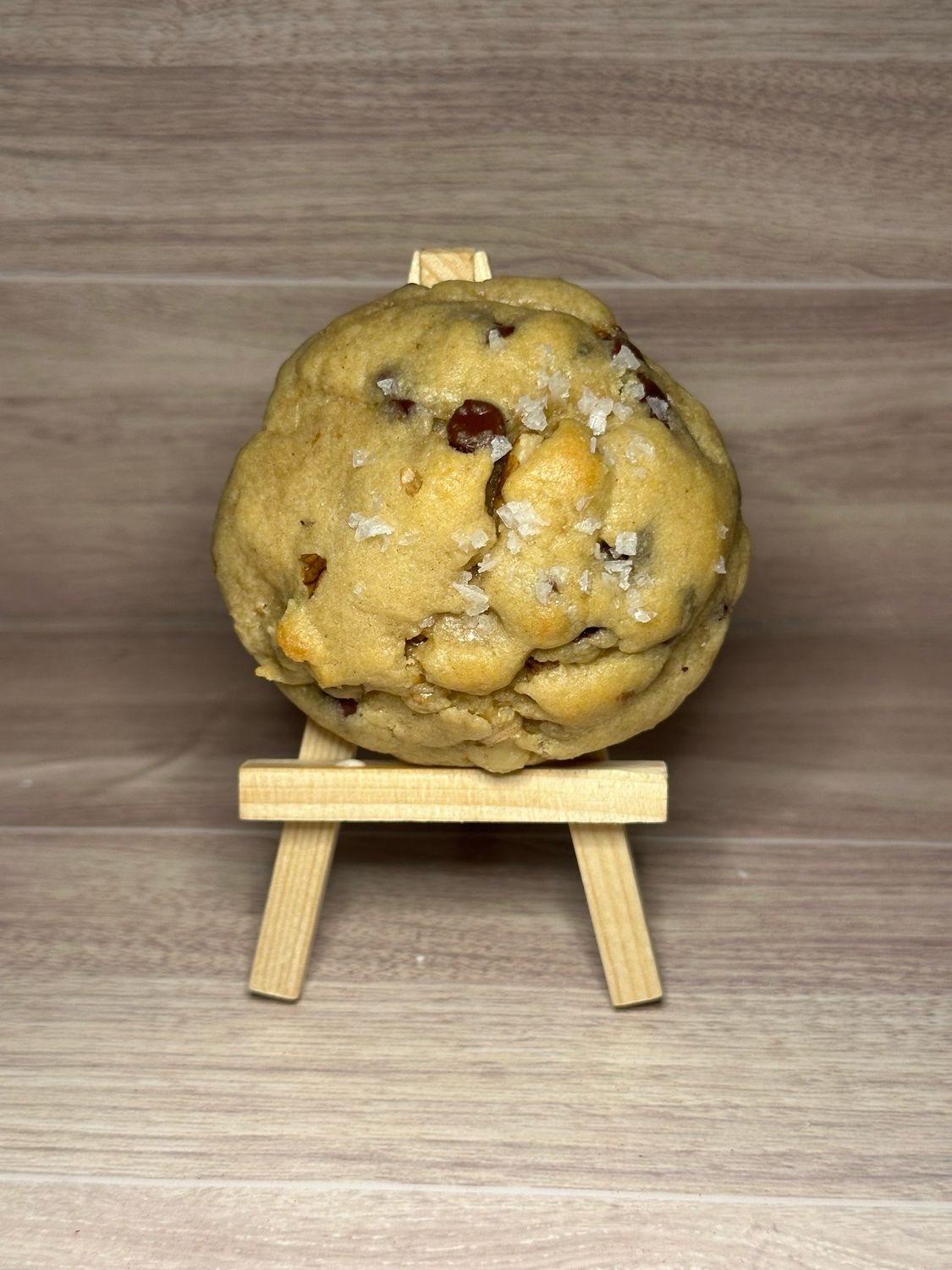 Chocolate Chip Walnut Cookies