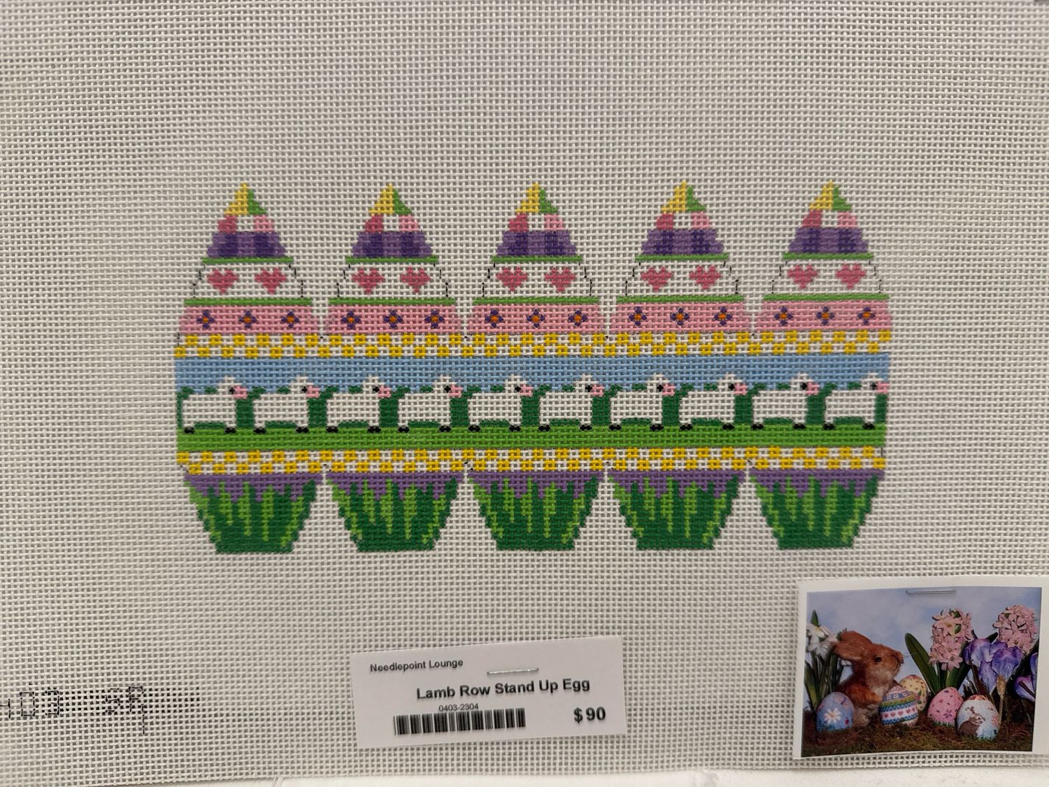 Lamb Row Stand Up Egg (0403)