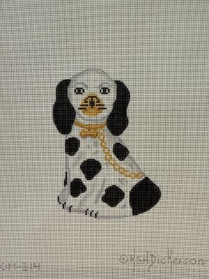 Black and White Dog with Gold Chain (OM314)