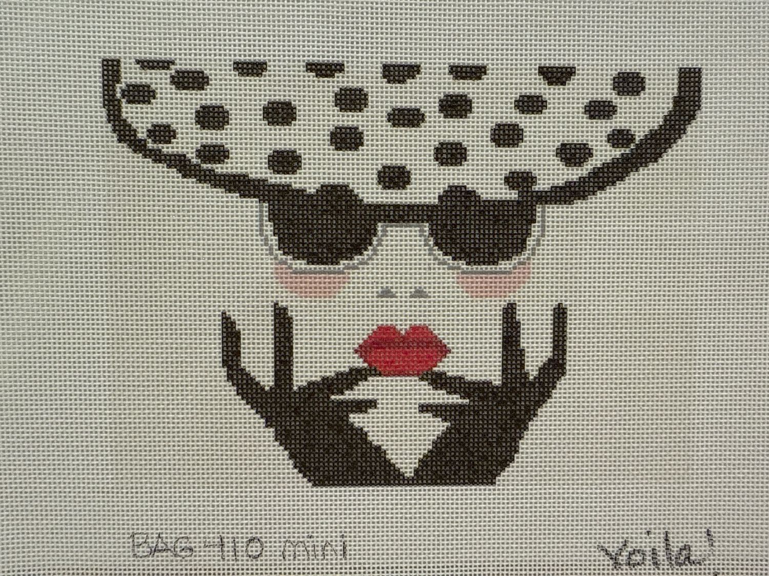 Woman With Polka Dot Hat (BAG410)