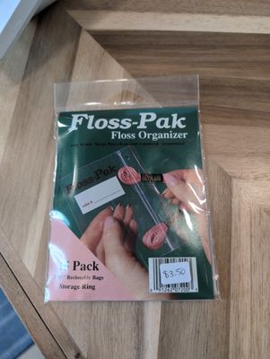 Floss Pak 15 with Ring