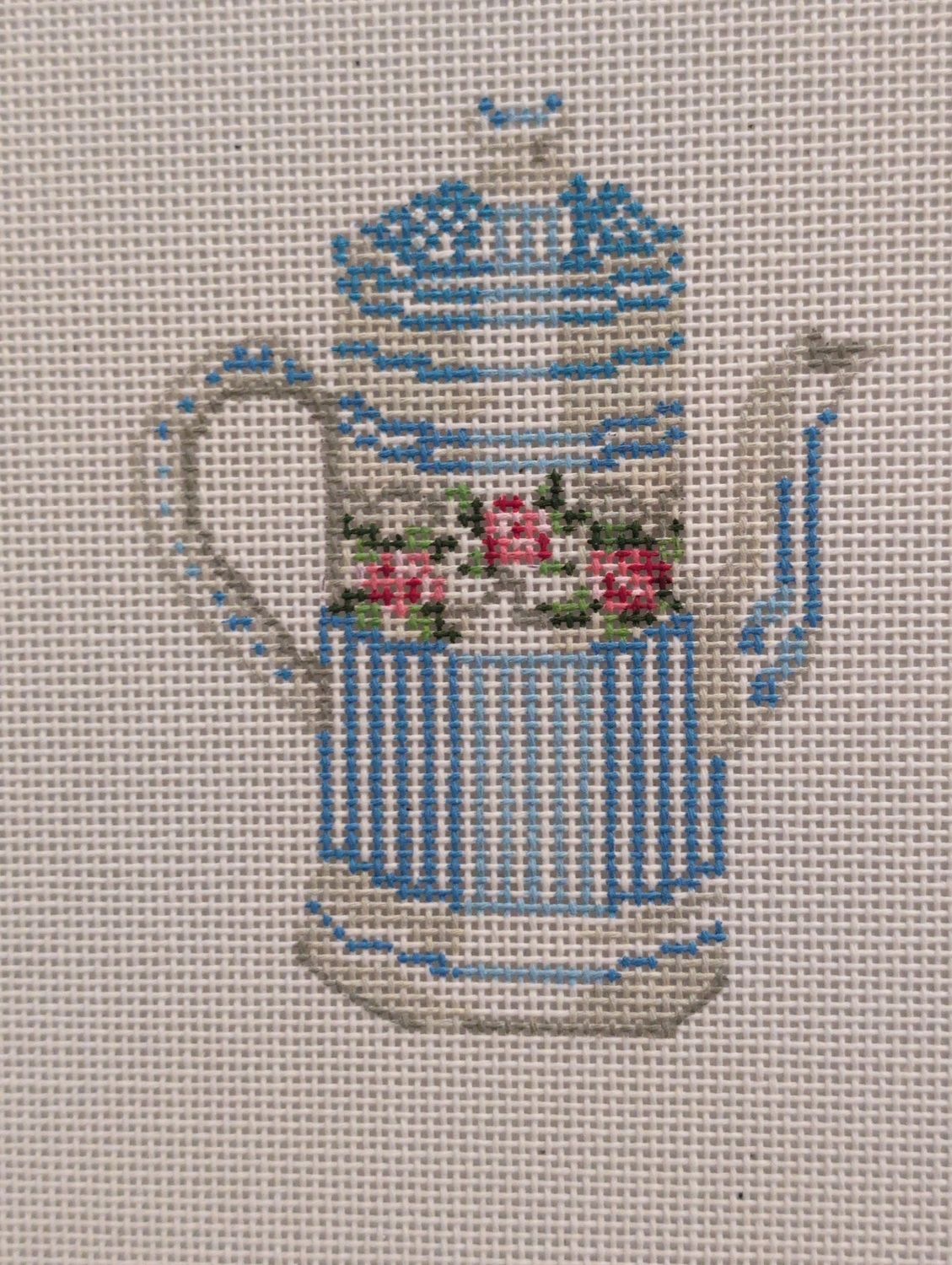 White &amp; Blue Kettle