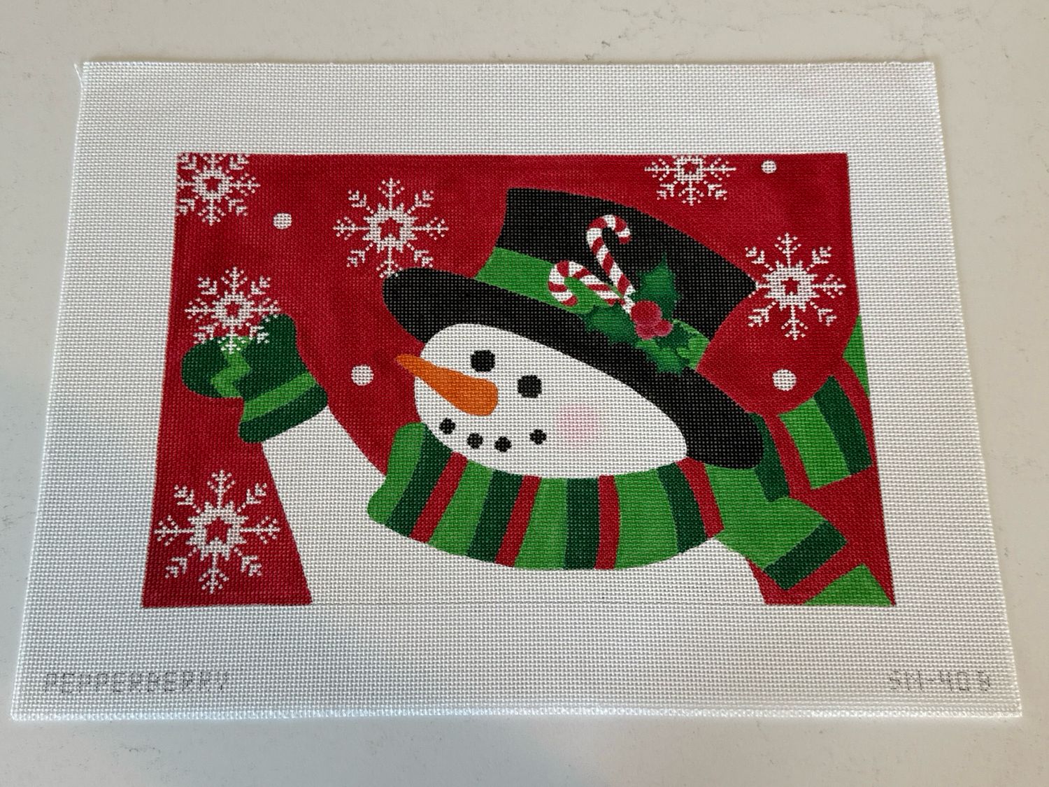 CandyCane Snowman (13 mesh)