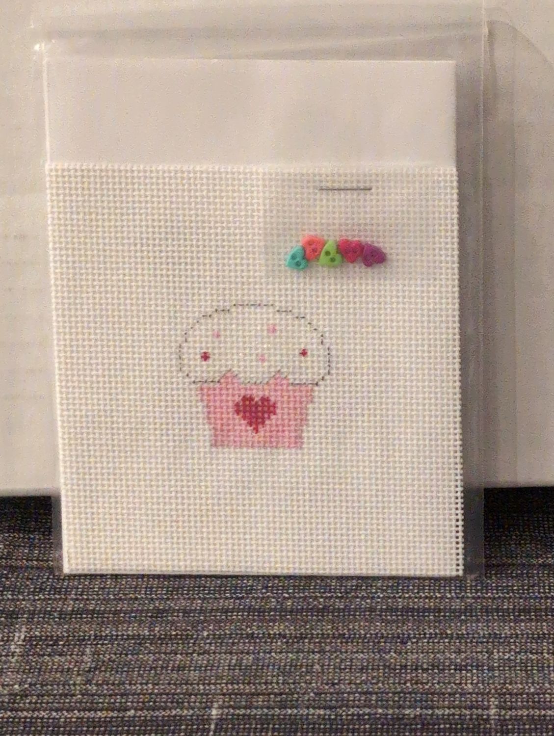 Mini - Hearts Cupcake