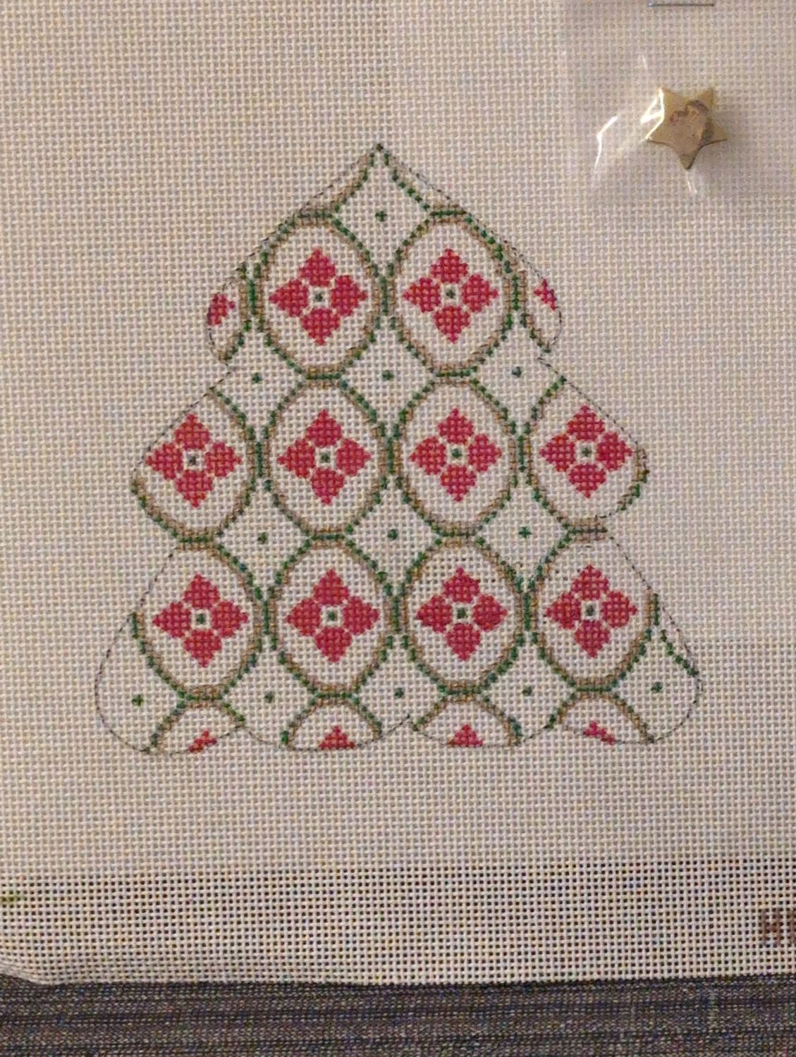 Christmas Tree - Poinsettias Tree with stitchguide